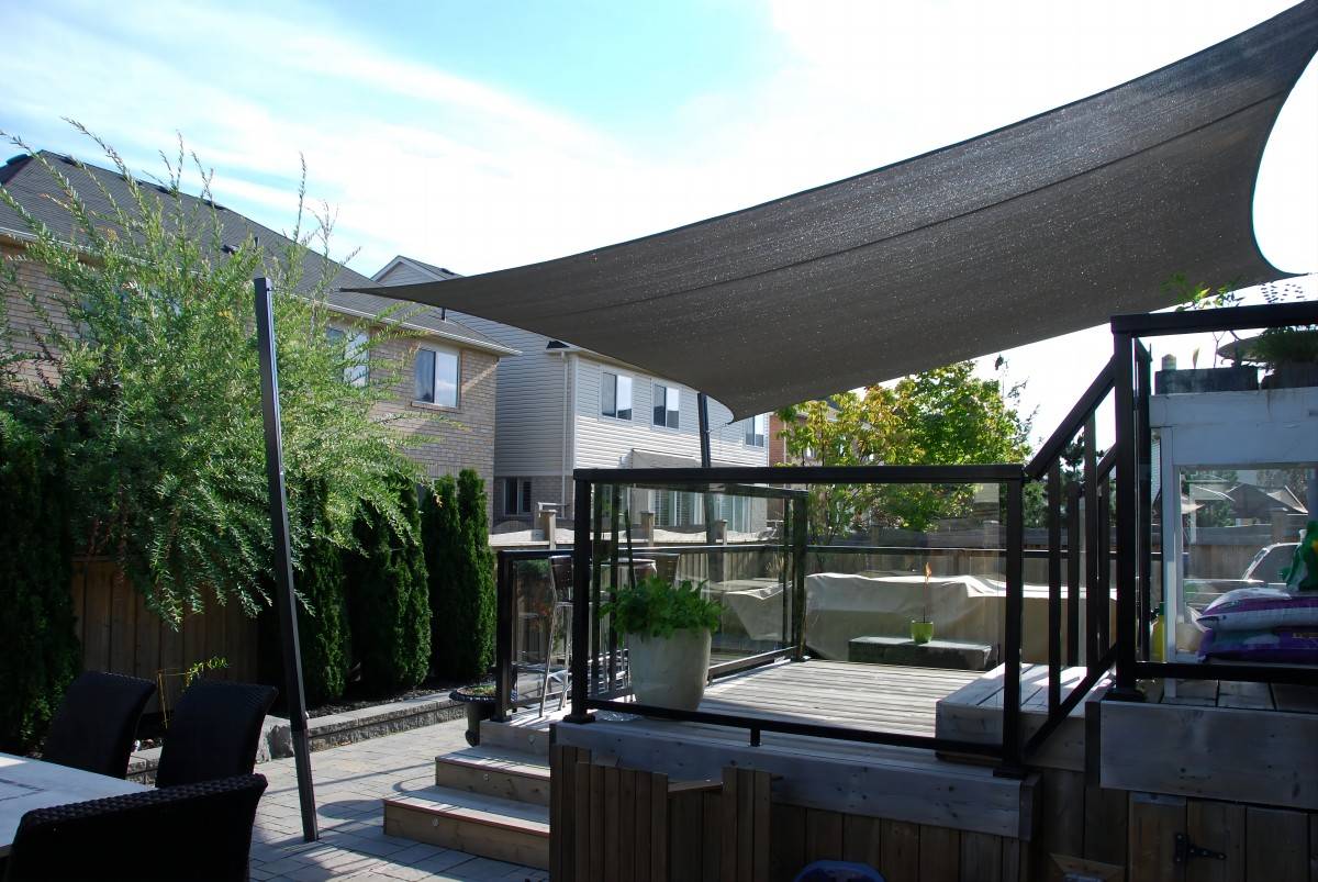 KEEPING YOUR LIVING SPACE COOL WITH HUGE SHADE SAILS