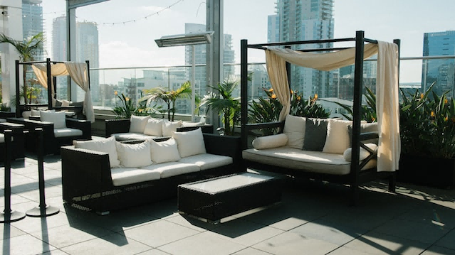 HOW TO MAXIMIZE YOUR OUTDOOR SPACE-ADAPT FOR YOUR CLIMATE